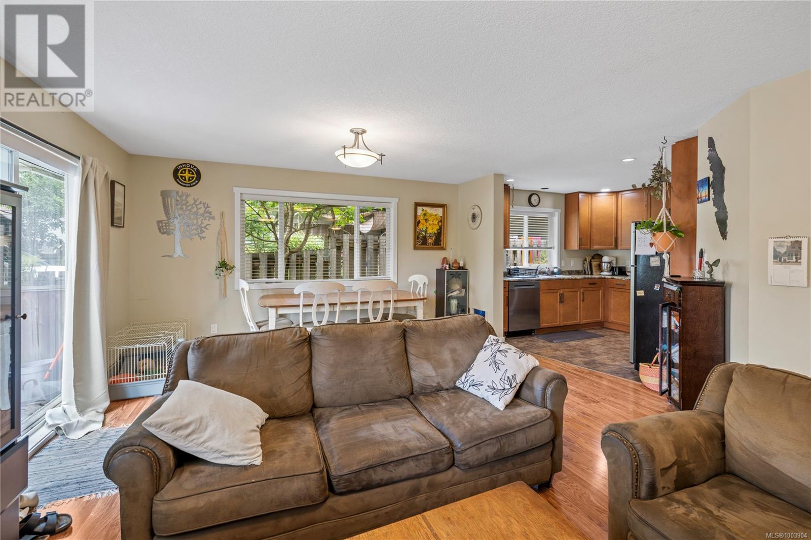 512 Gardasan Way, Nanaimo, British Columbia  V9R 6K8 - Photo 7 - 1003904