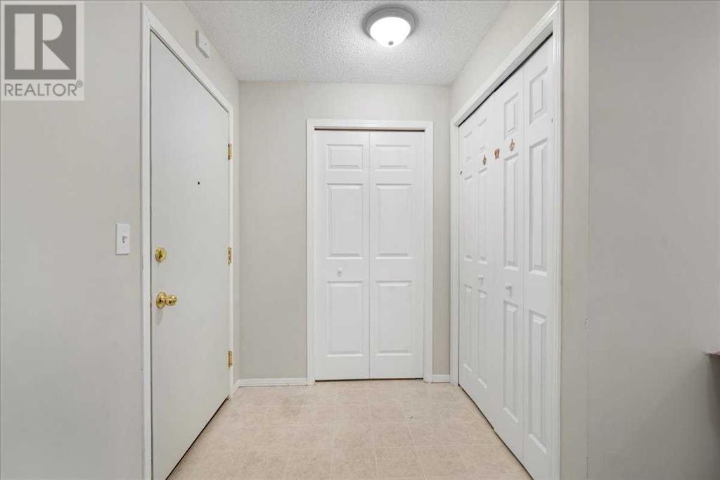 Property at 213, 3000 Citadel Meadow Point NW image 5
