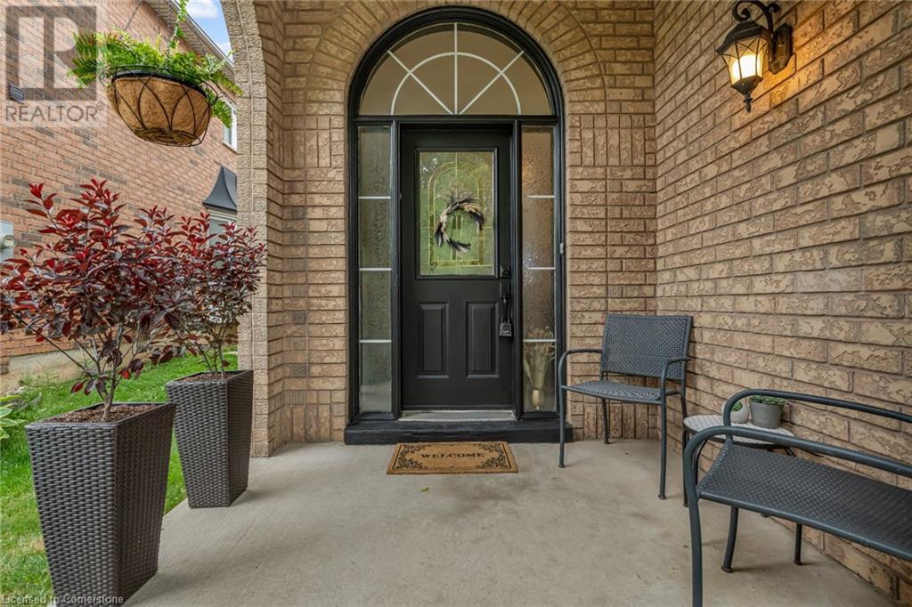 Property at 84 ROCKHAVEN Lane image 3