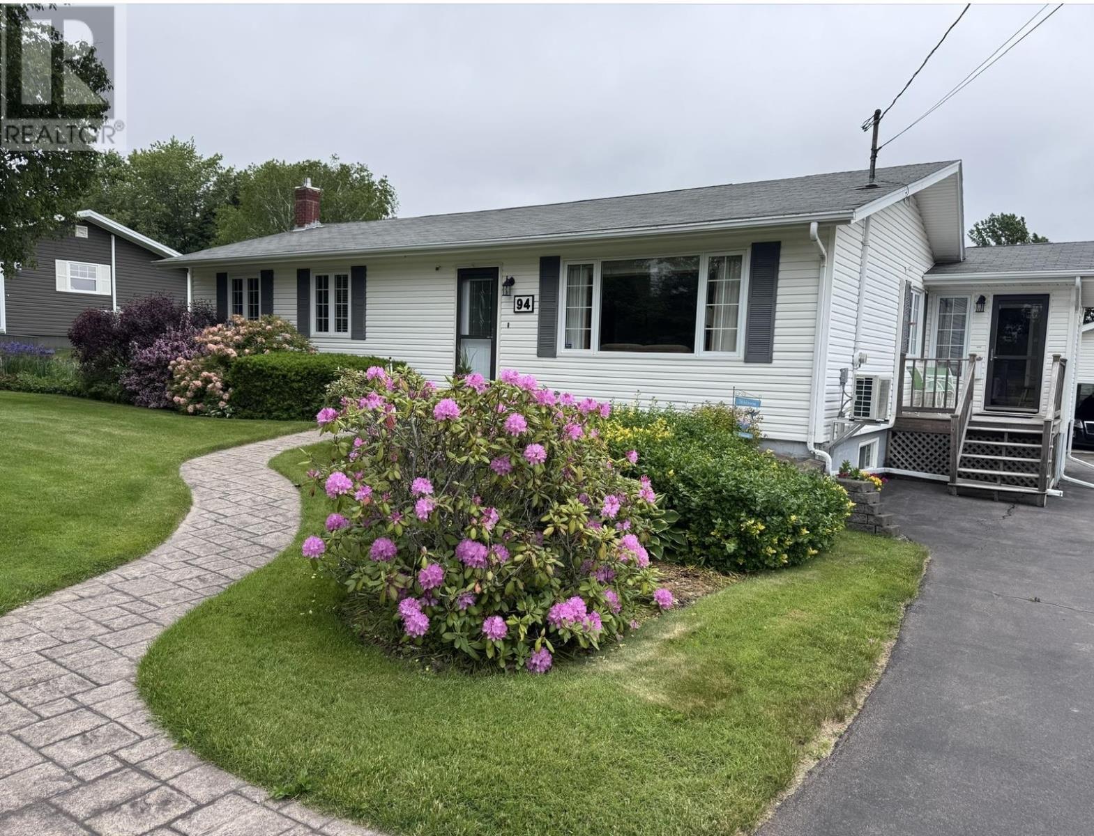 Property at 94 York Point Road image 2