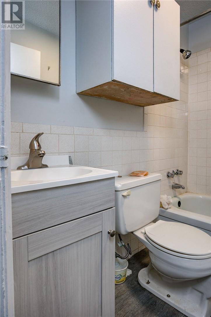 58 Cedar Street, Levack, Ontario  P3E 1A5 - Photo 11 - 2122902