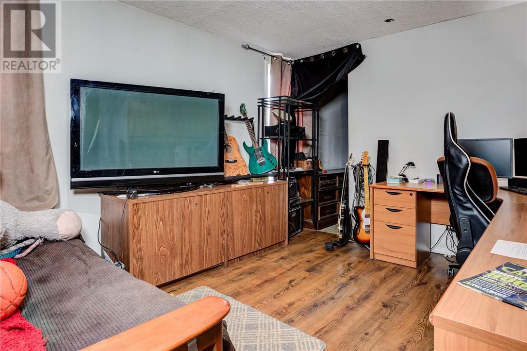 58 Cedar Street, Levack, Ontario  P3E 1A5 - Photo 14 - 2122902