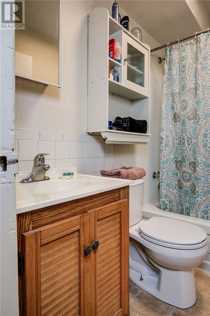 58 Cedar Street, Levack, Ontario  P3E 1A5 - Photo 15 - 2122902