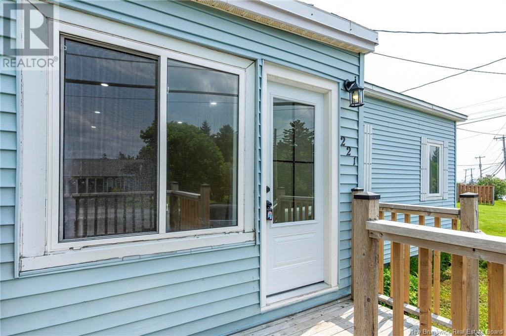 Property at 221 Westmorland Road image 4