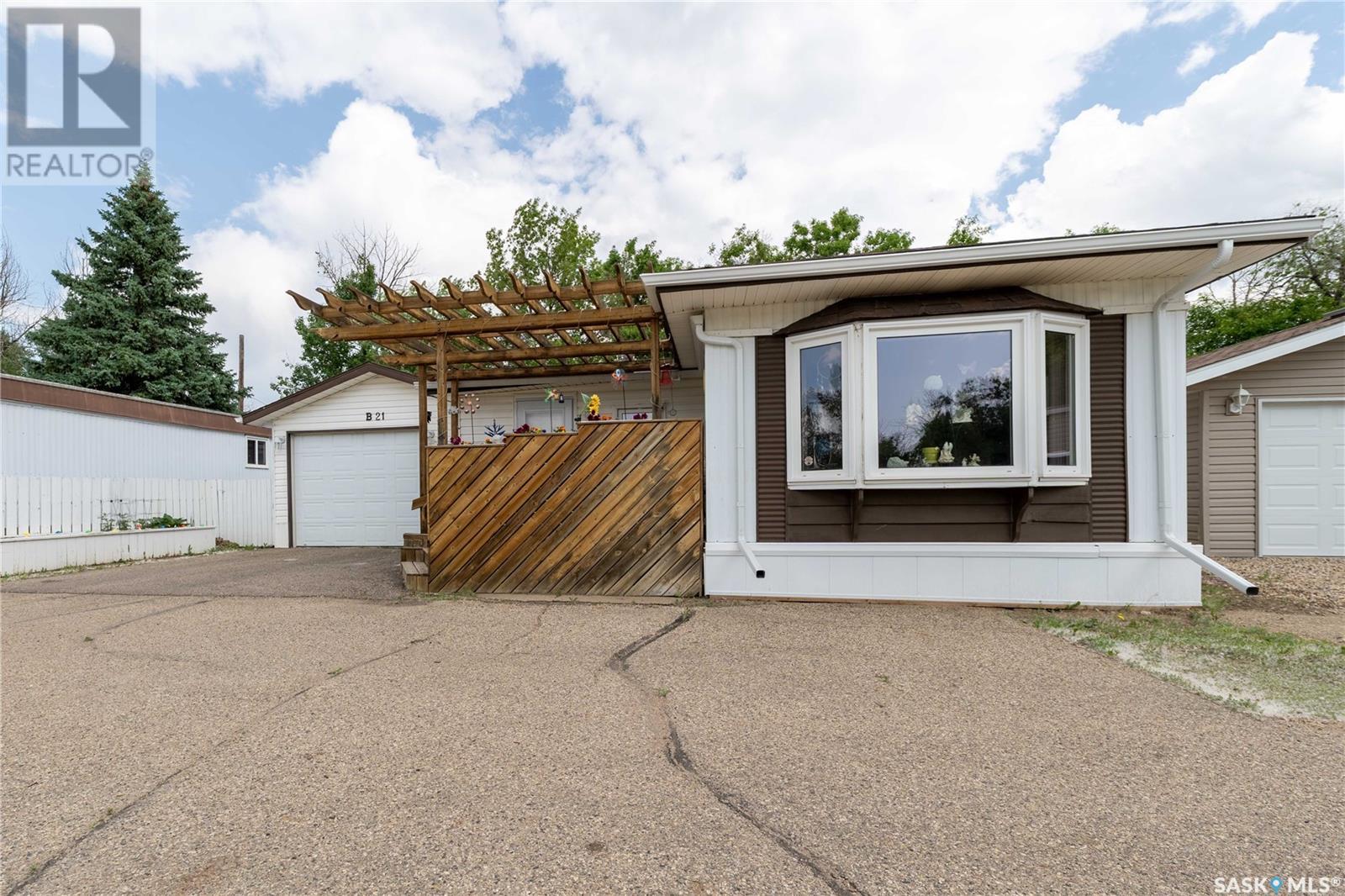 B21 - 1455 9th AVENUE NE, moose jaw, Saskatchewan