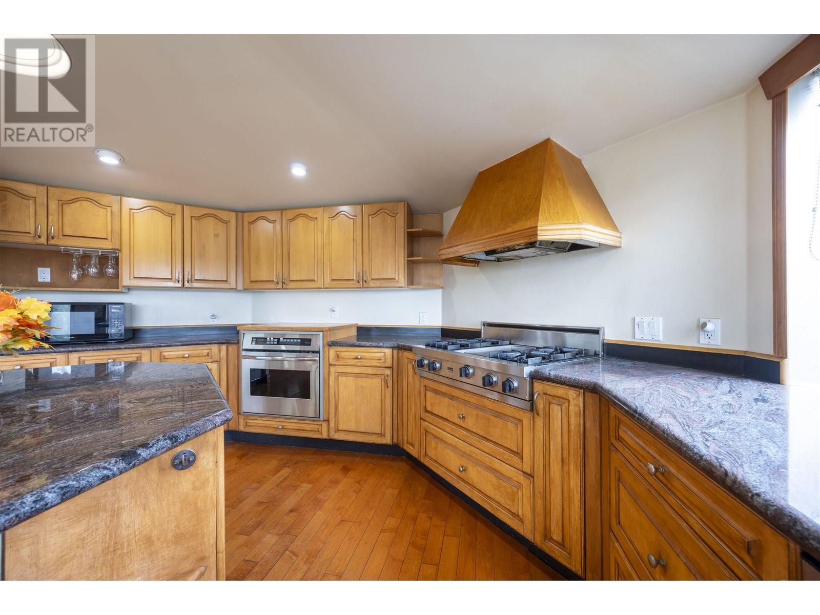 607 Eighteenth Street, New Westminster, British Columbia  V3M 4T1 - Photo 14 - R3017634