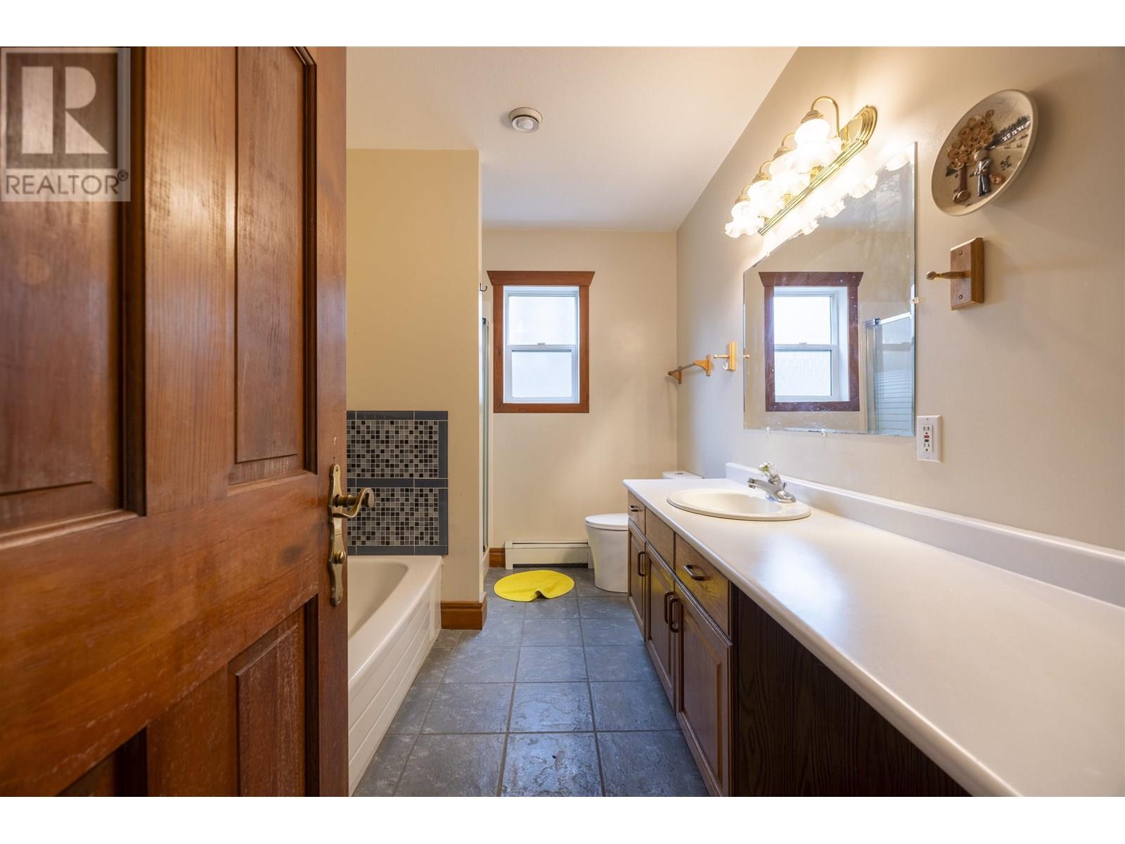 607 Eighteenth Street, New Westminster, British Columbia  V3M 4T1 - Photo 31 - R3017634