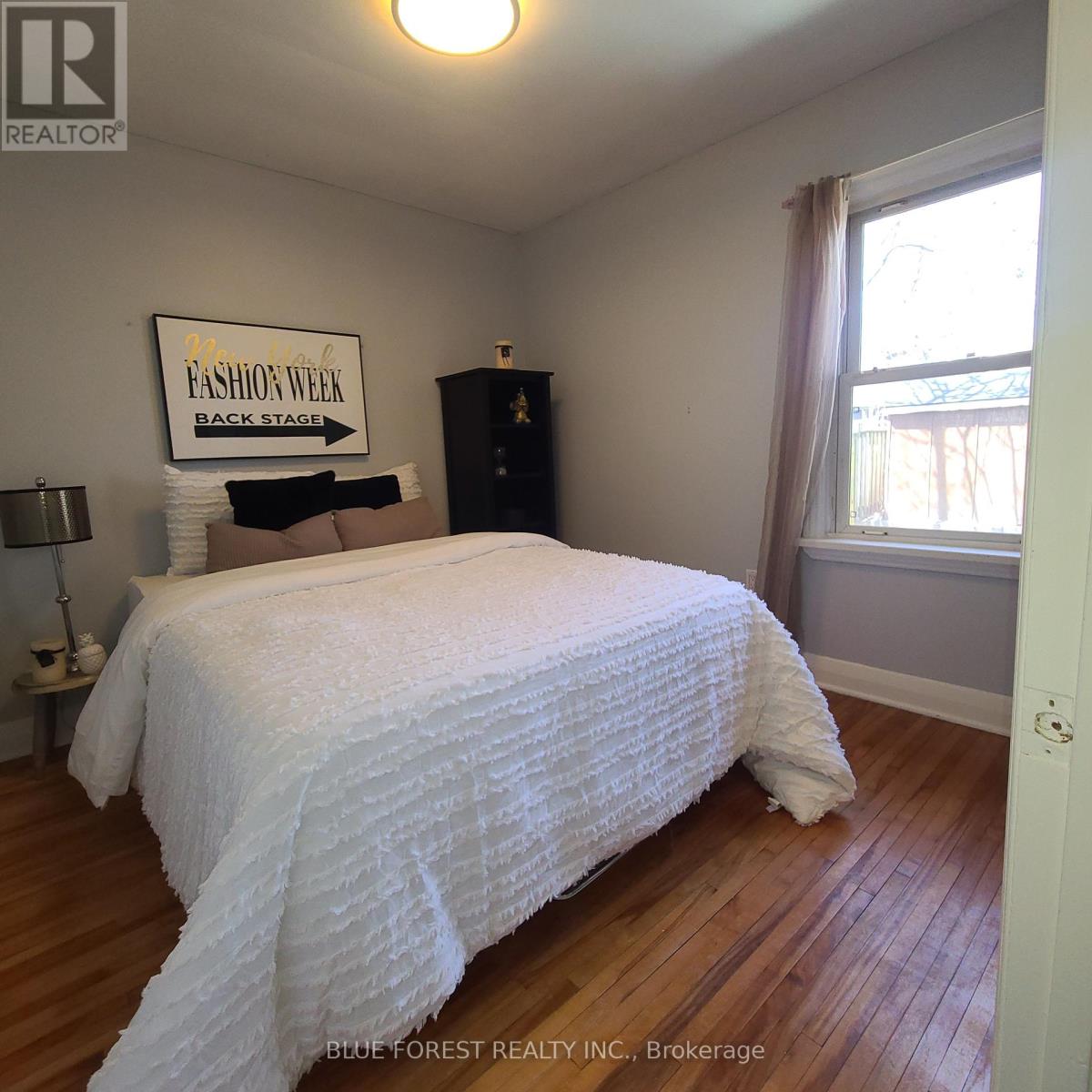 18 Connaught Avenue, London East, Ontario  N5Y 3A3 - Photo 10 - X12235367