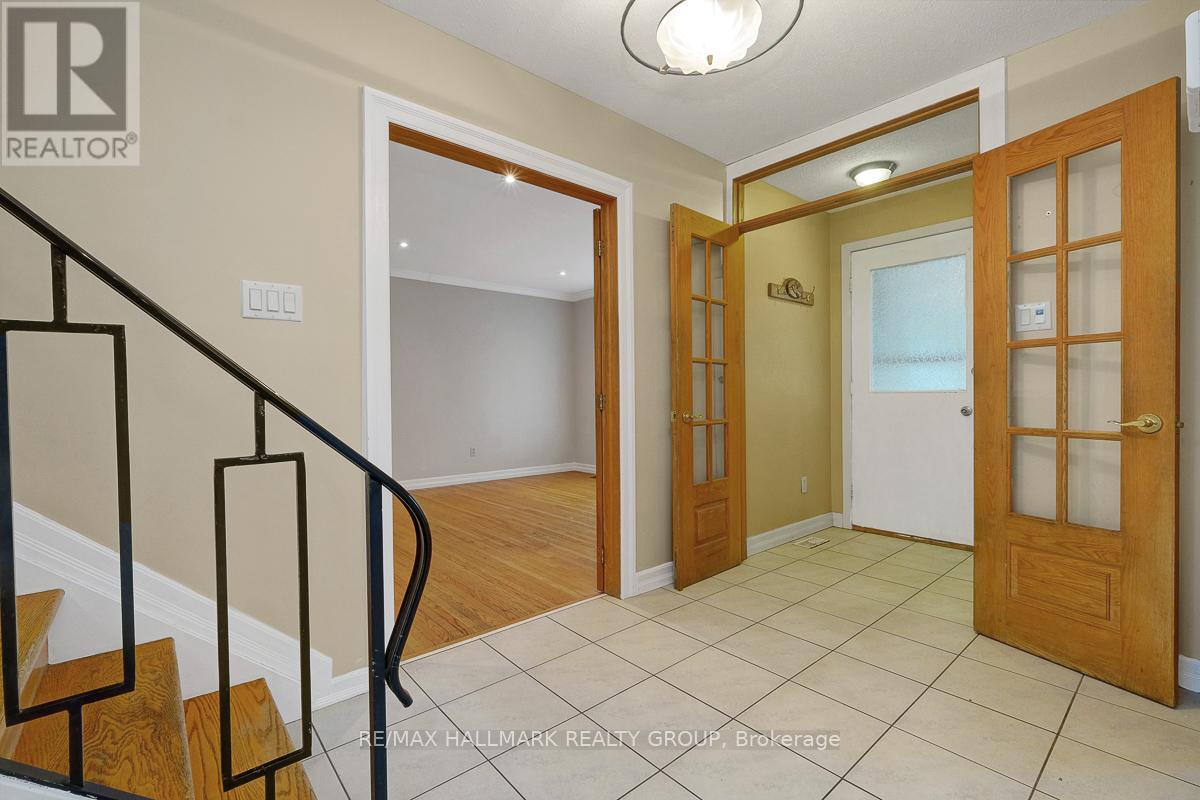 Property at 2149 HUBBARD CRESCENT image 2