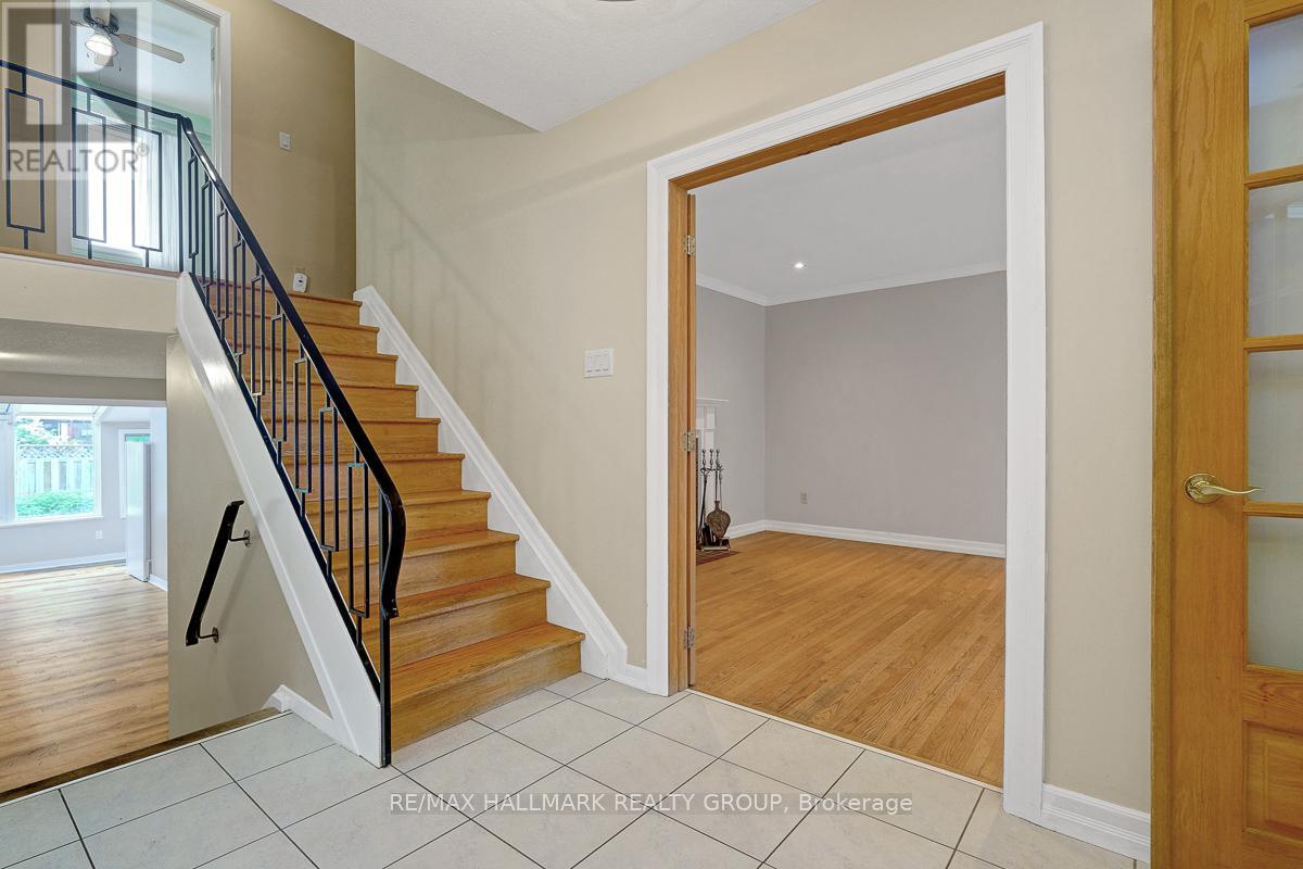 Property at 2149 HUBBARD CRESCENT image 3