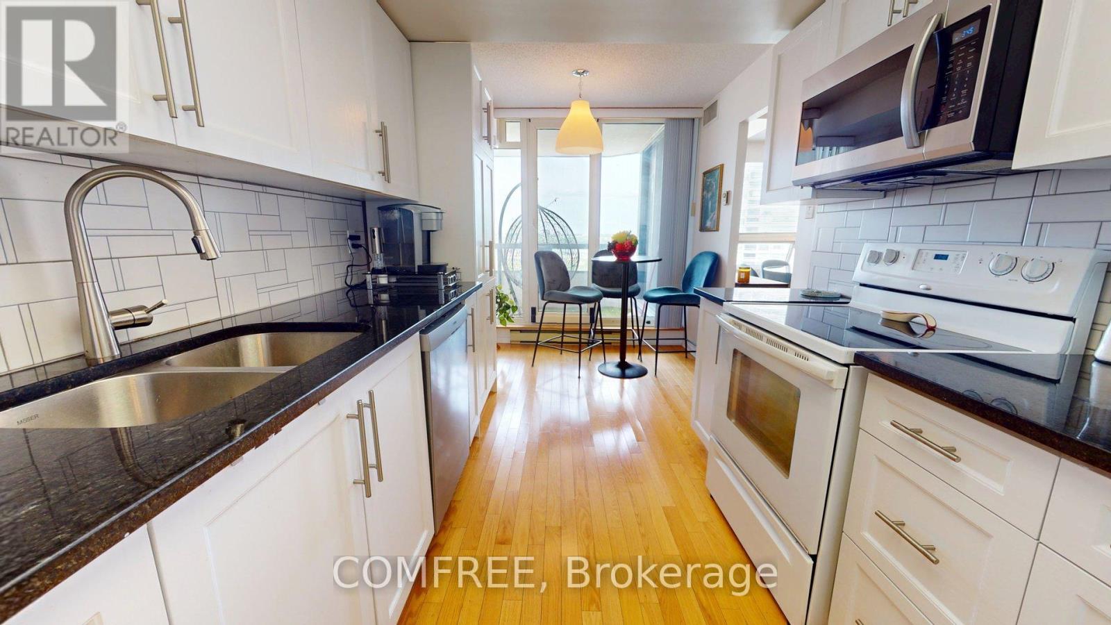2303 - 1510 Riverside Drive, Ottawa, Ontario  K1G 4X5 - Photo 4 - X12235470