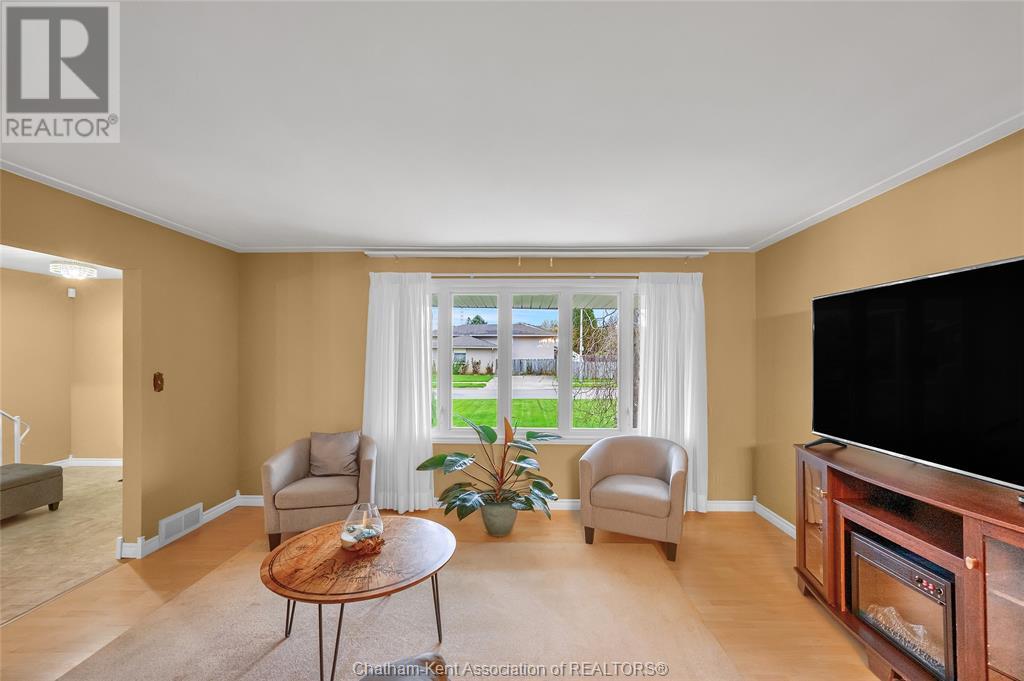 33 Sylvester Drive, Chatham, Ontario  N7M 2B7 - Photo 11 - 25015690