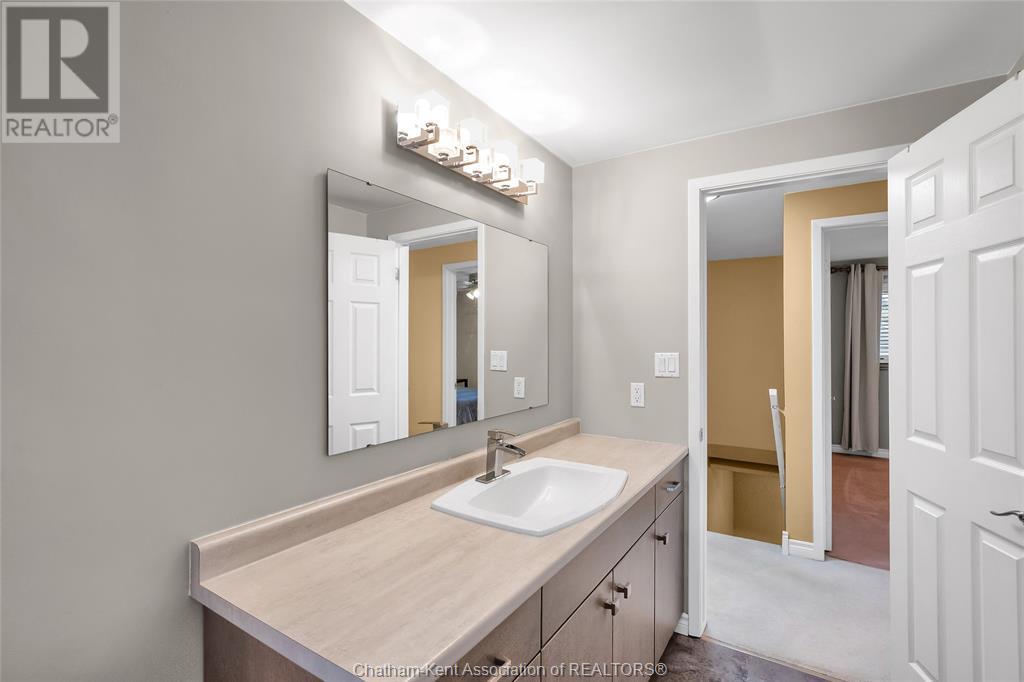 33 Sylvester Drive, Chatham, Ontario  N7M 2B7 - Photo 24 - 25015690