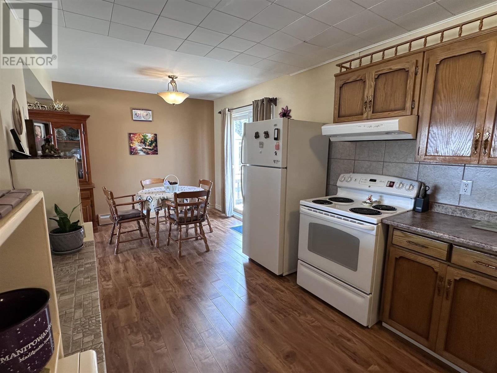 Property at 70 Roman AVE image 5