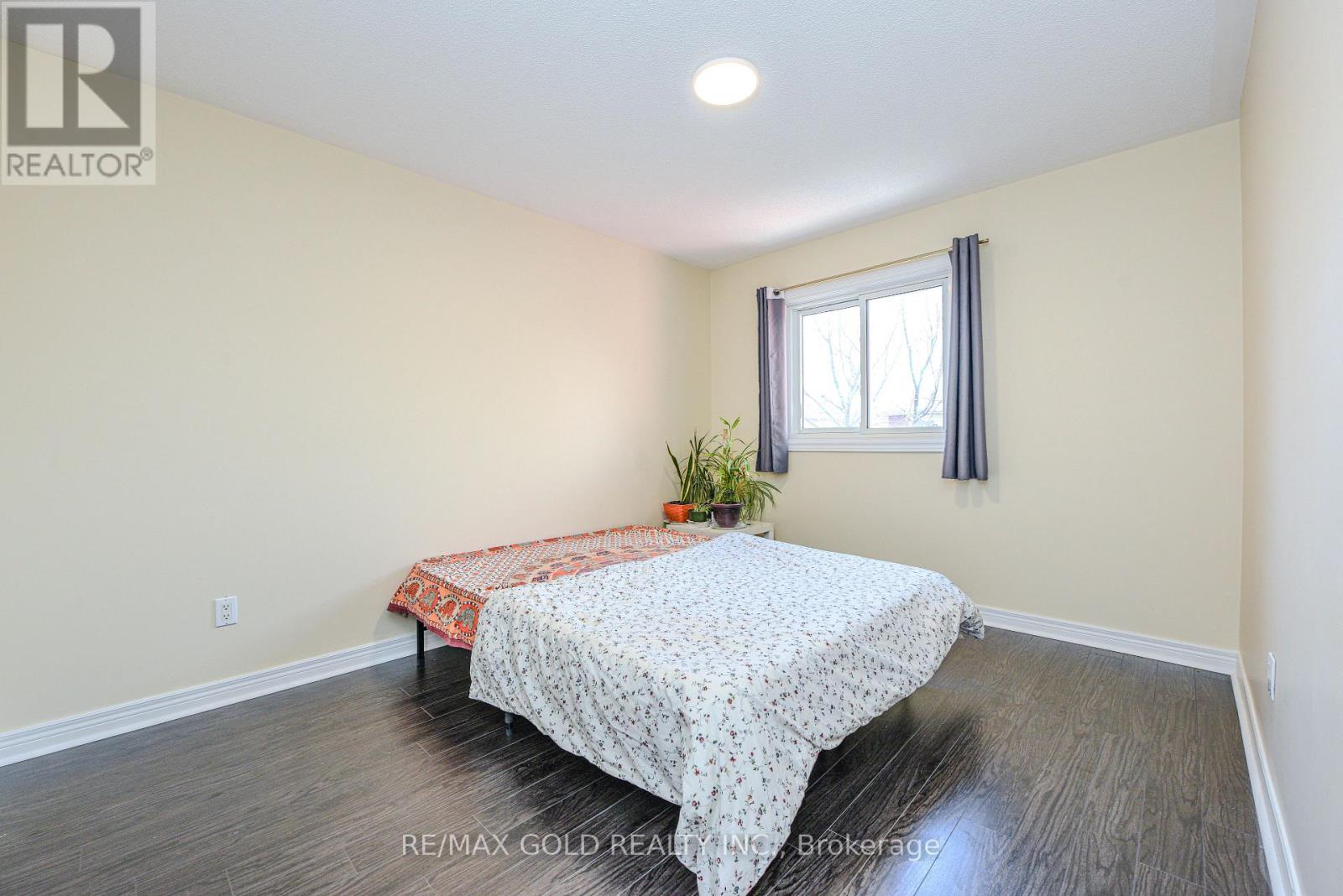 6828 Gracefield Drive, Mississauga, Ontario  L5N 6T6 - Photo 16 - W12196948