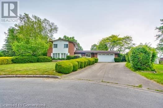 Property at 3546 ETON Crescent image 4