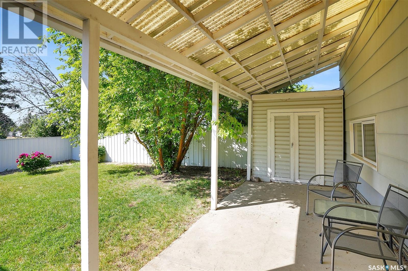 227 Rodenbush Drive, Regina, Saskatchewan  S4R 6X1 - Photo 24 - SK008682