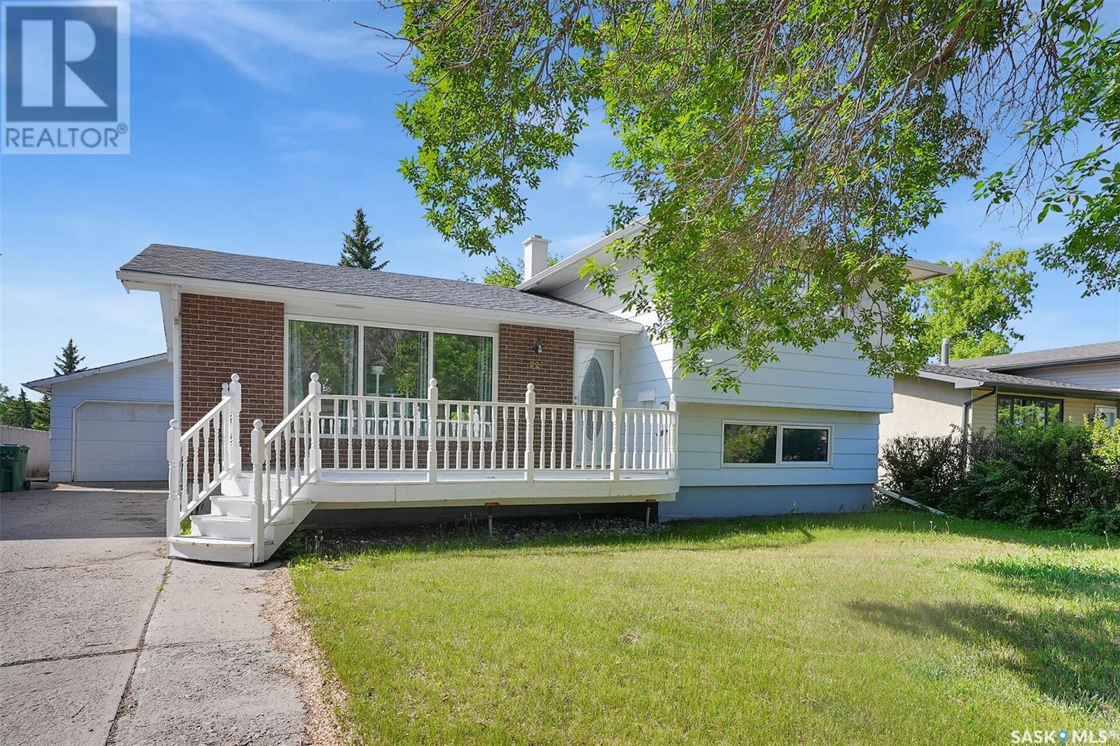Property at 227 Rodenbush DRIVE image 2