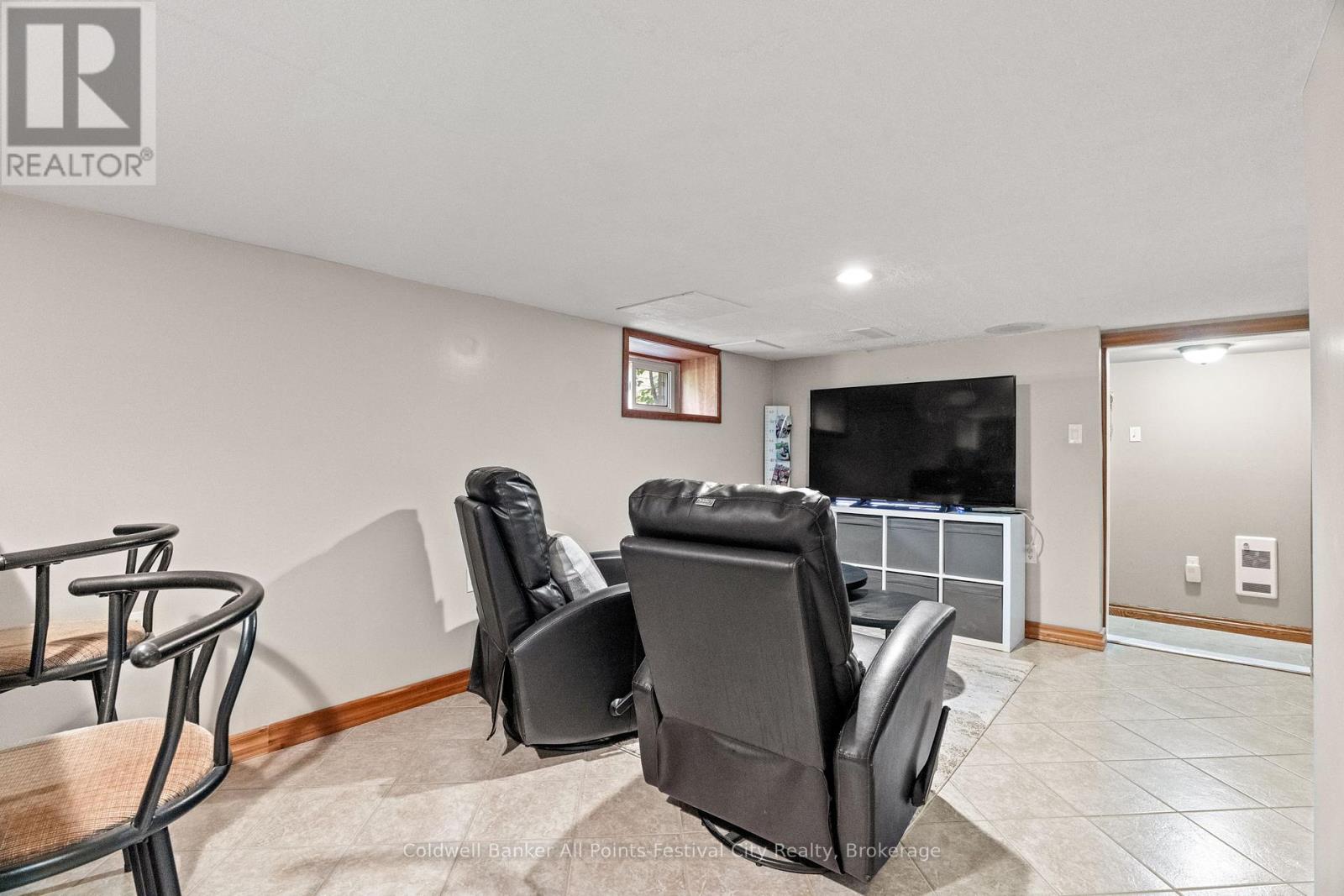 32 Cambria Road S, Goderich, Ontario  N7A 3E4 - Photo 41 - X12234899