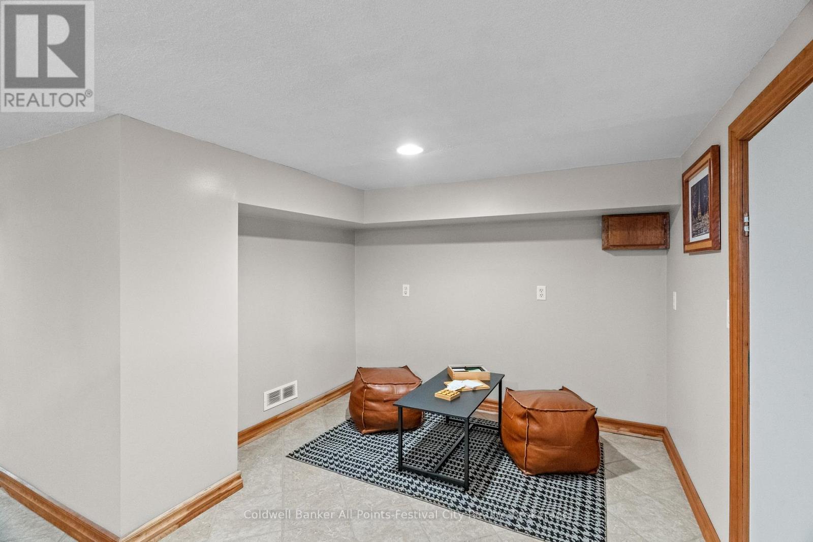 32 Cambria Road S, Goderich, Ontario  N7A 3E4 - Photo 44 - X12234899