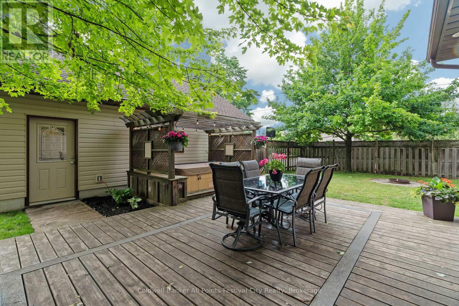 32 Cambria Road S, Goderich, Ontario  N7A 3E4 - Photo 8 - X12234899