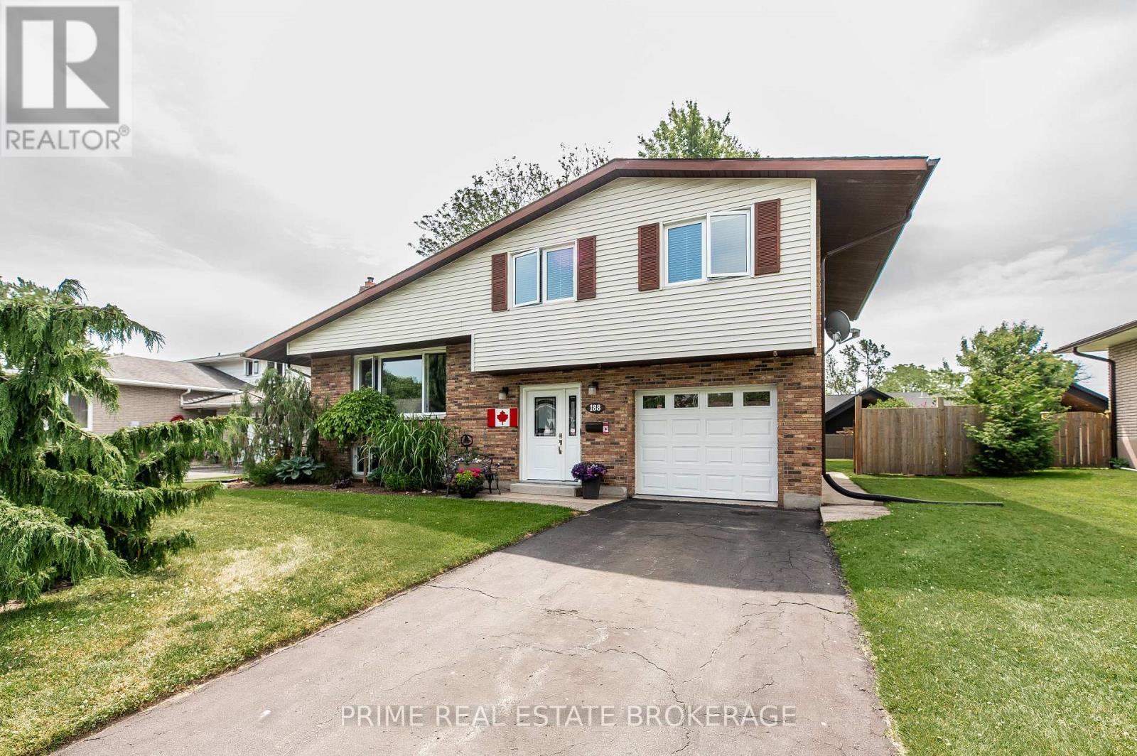 188 Elm Street, West Elgin, Ontario  N0L 2P0 - Photo 2 - X12235623