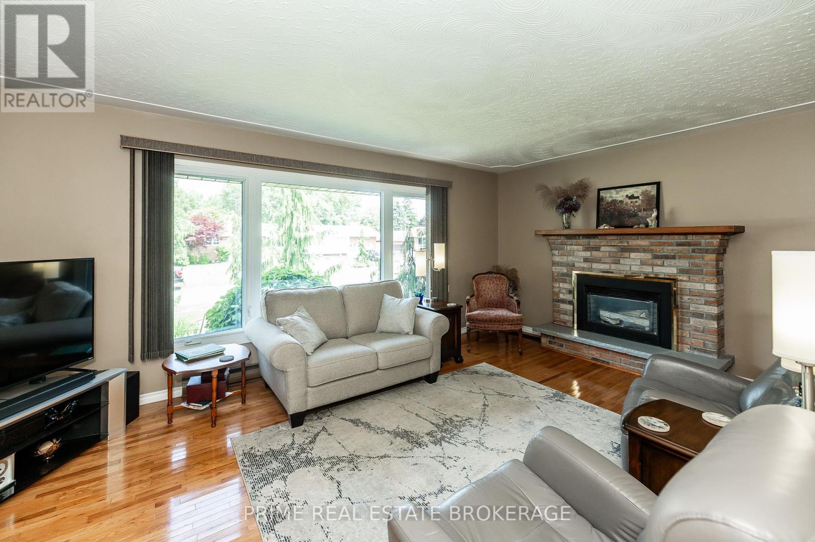 188 Elm Street, West Elgin, Ontario  N0L 2P0 - Photo 7 - X12235623