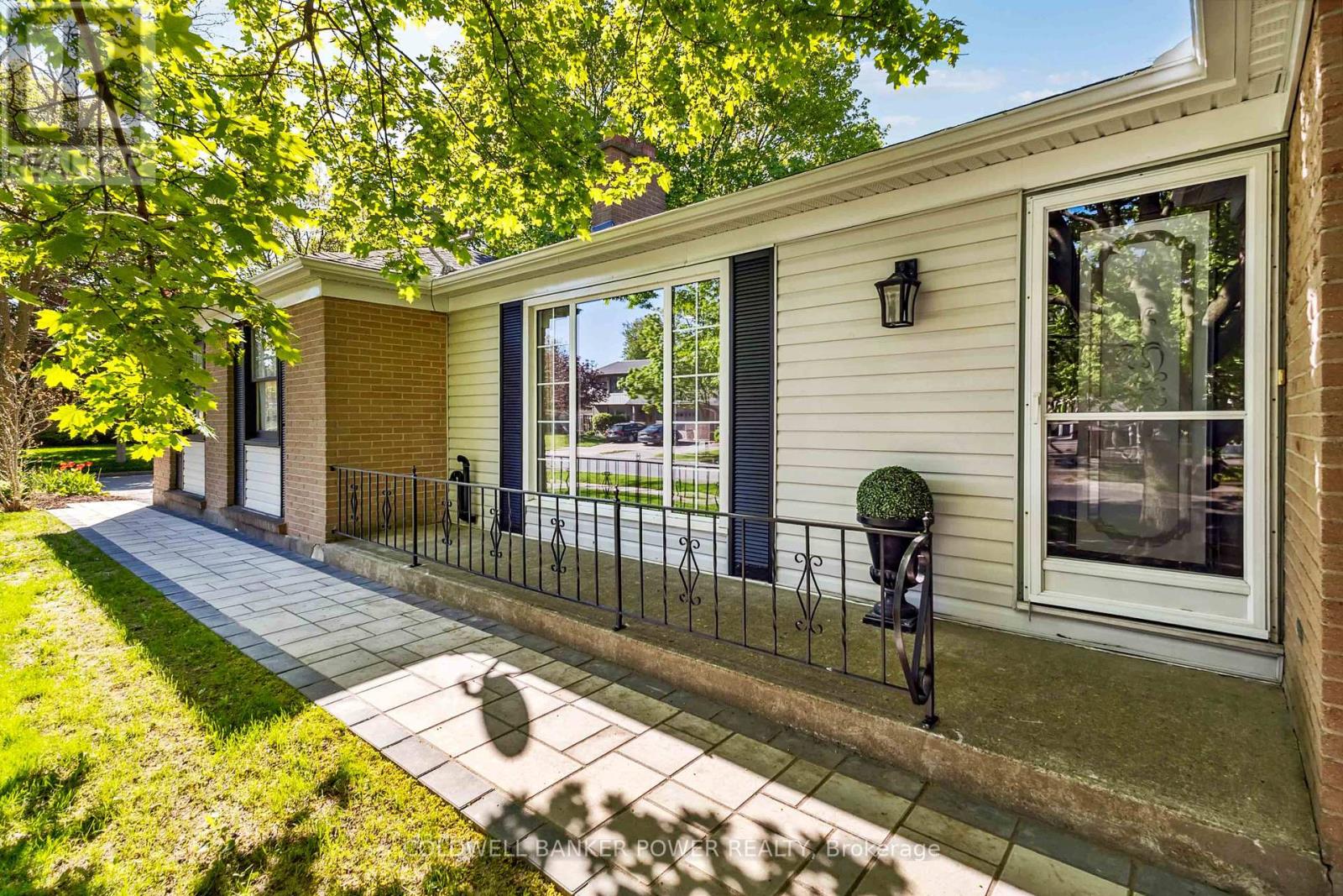 Property at 52 STUYVESANT PLACE image 1