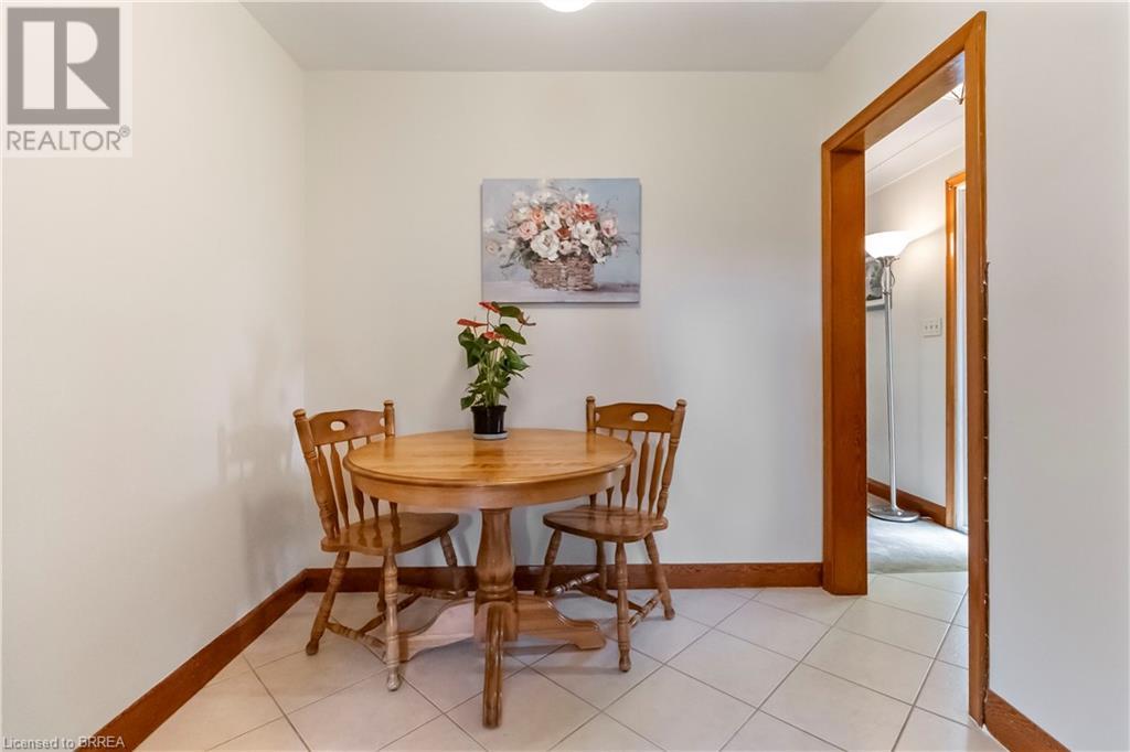 2 Barbara Street, Brantford, Ontario  N3R 5M8 - Photo 19 - 40741083