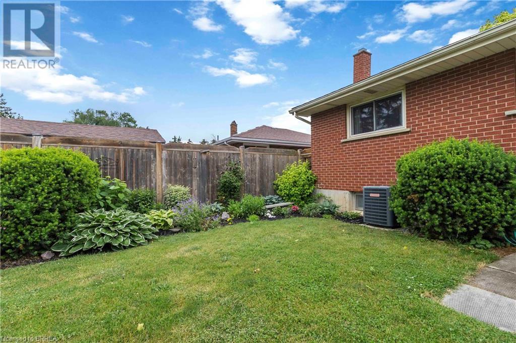 2 Barbara Street, Brantford, Ontario  N3R 5M8 - Photo 46 - 40741083