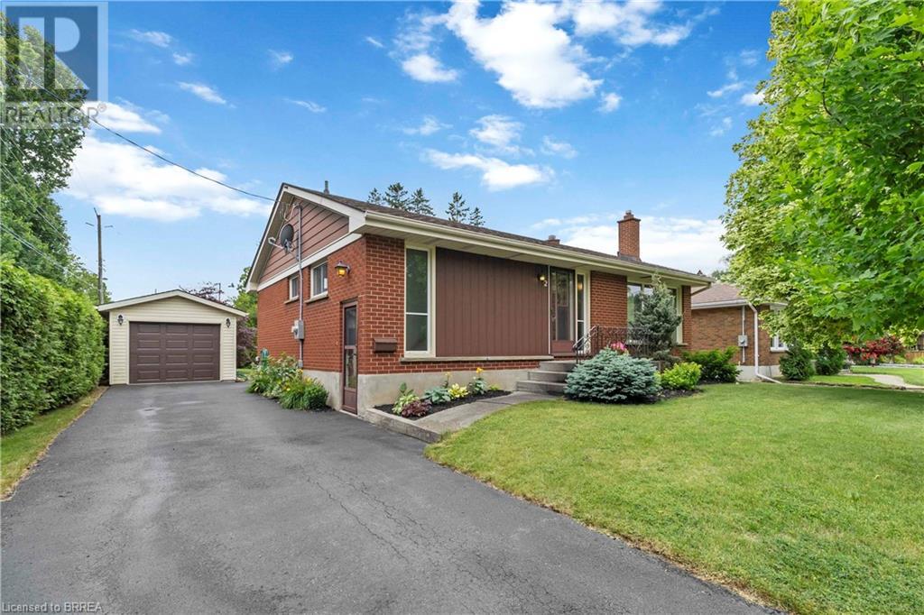 2 Barbara Street, Brantford, Ontario  N3R 5M8 - Photo 6 - 40741083