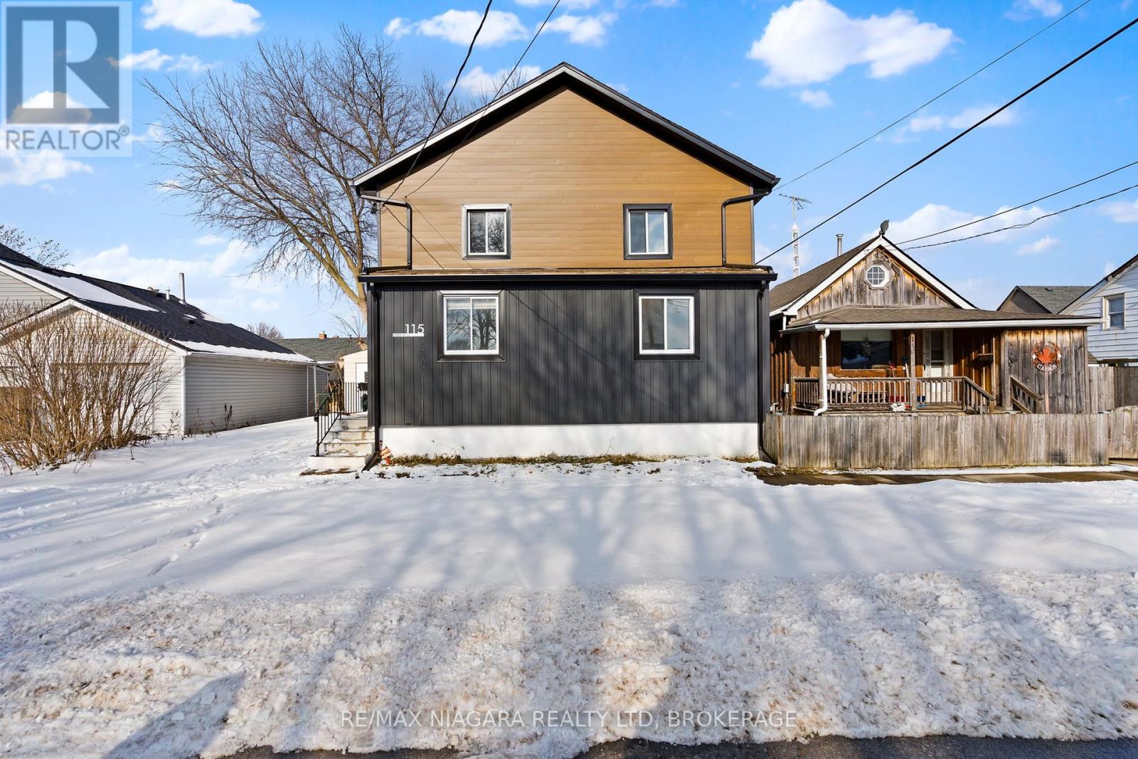 1 - 115 Kinnear Street, Port Colborne, Ontario  L3K 1A8 - Photo 1 - X12235548
