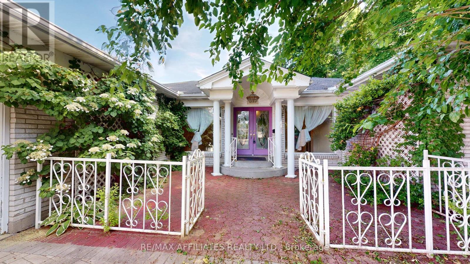 Property at 31 PINEVIEW ROAD image 3