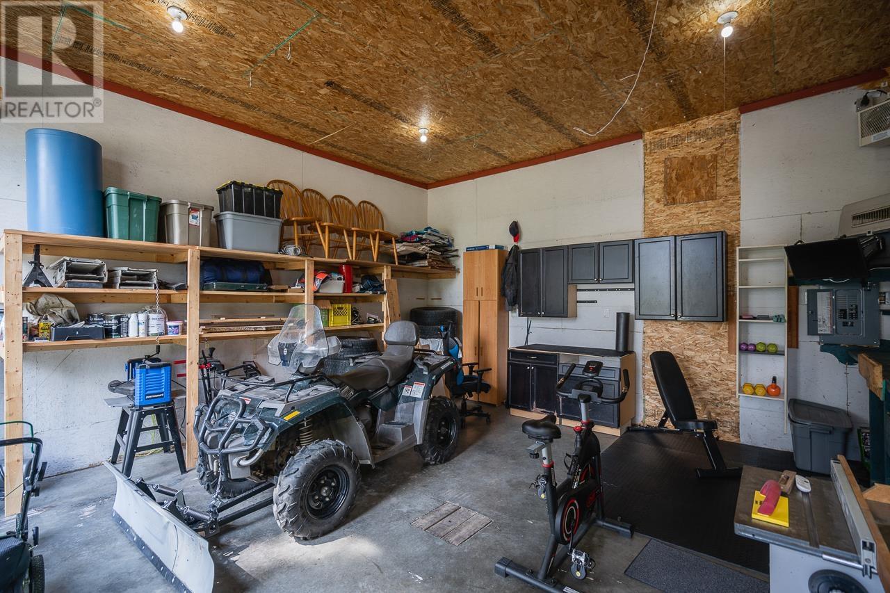 5324 Kallum Drive, 108 Mile Ranch, British Columbia  V0K 2Z0 - Photo 39 - R3018188
