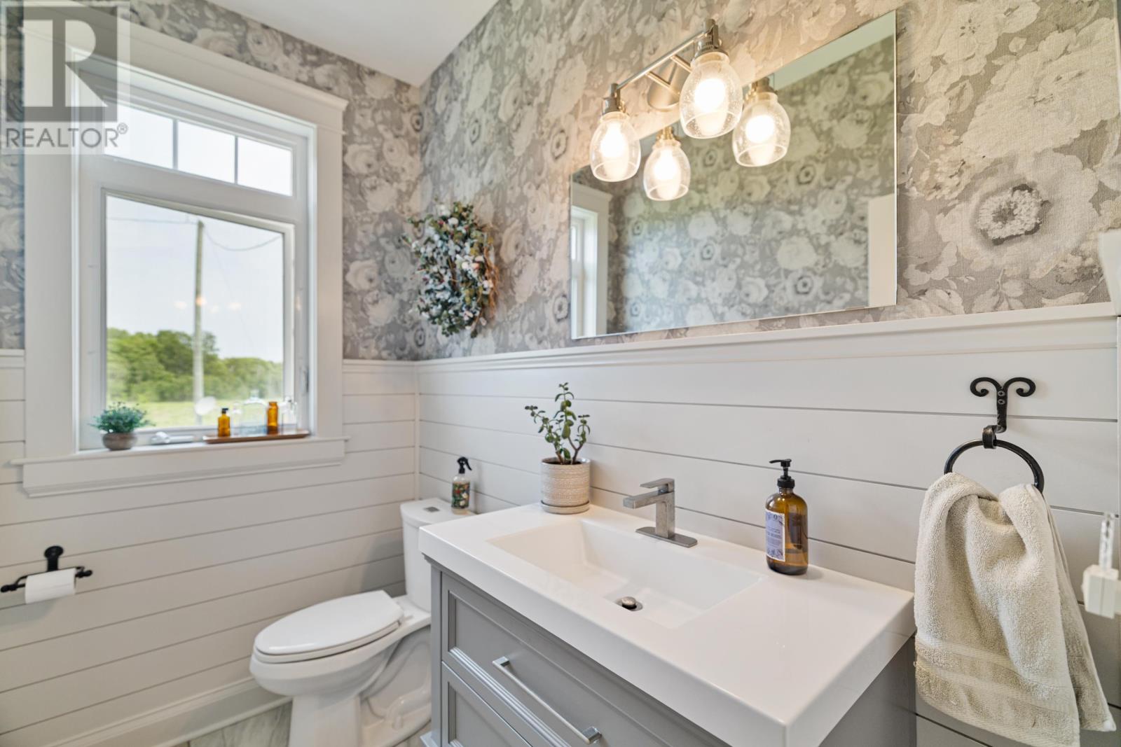 262 Hyde Point Road, Meadowbank, Prince Edward Island  C0A 1H1 - Photo 17 - 202515268