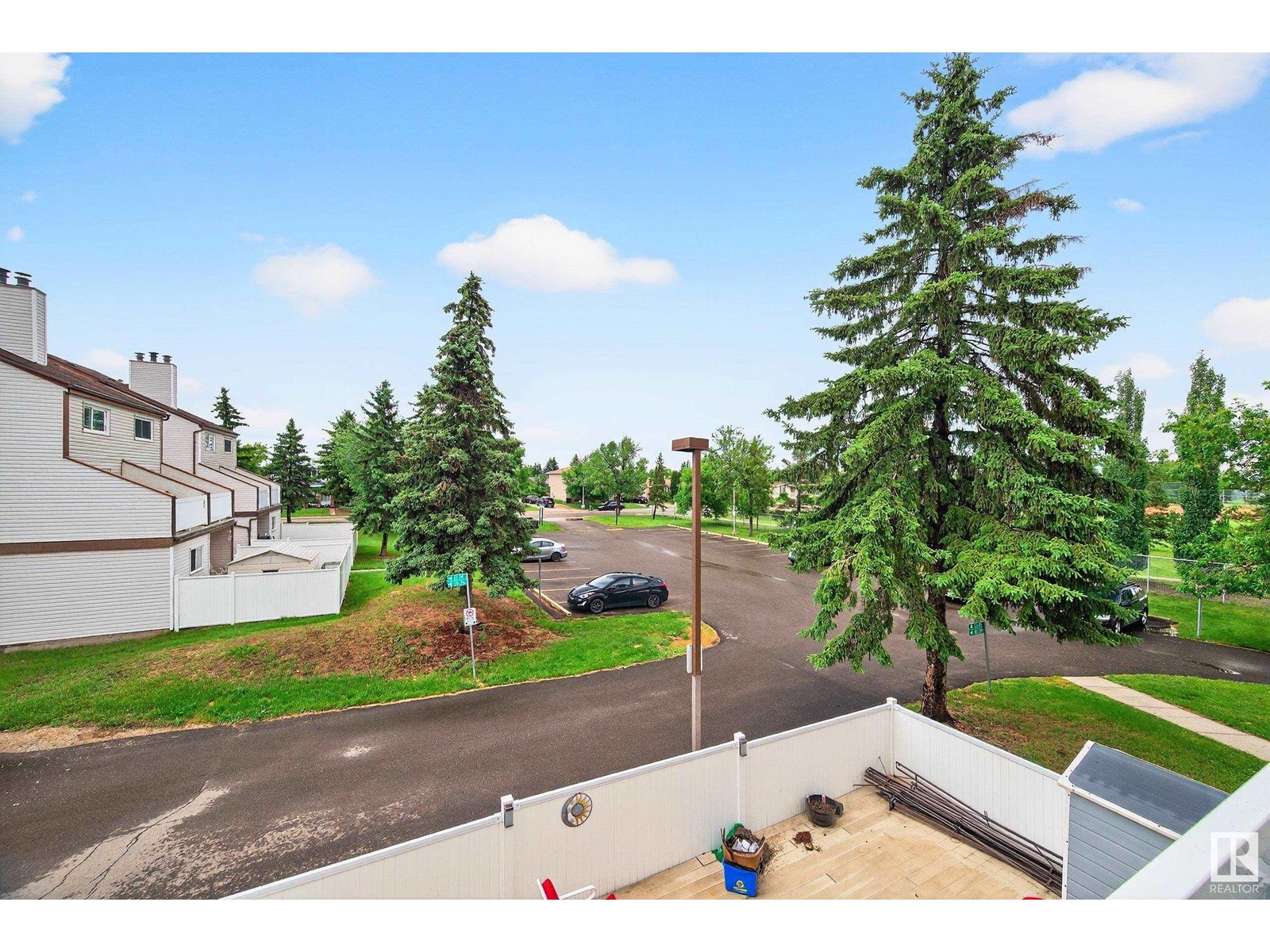Property at 71 LANCASTER TC NW image 4