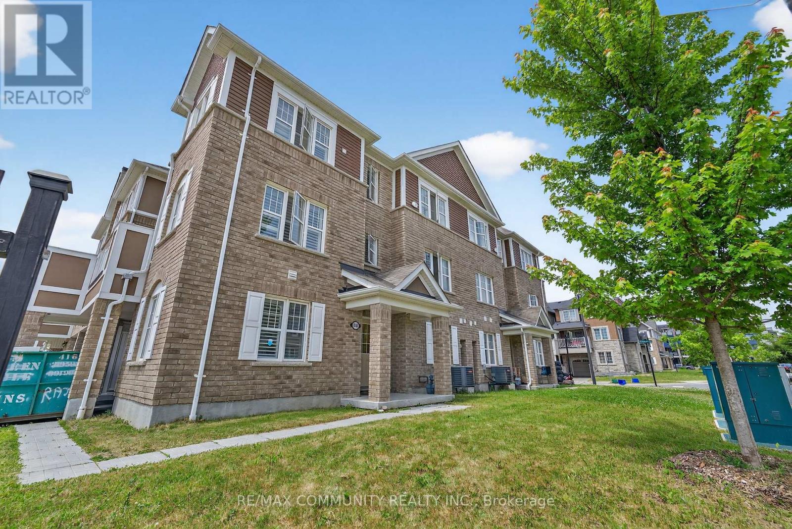Property at 1040 DRAGONFLY AVENUE image 2