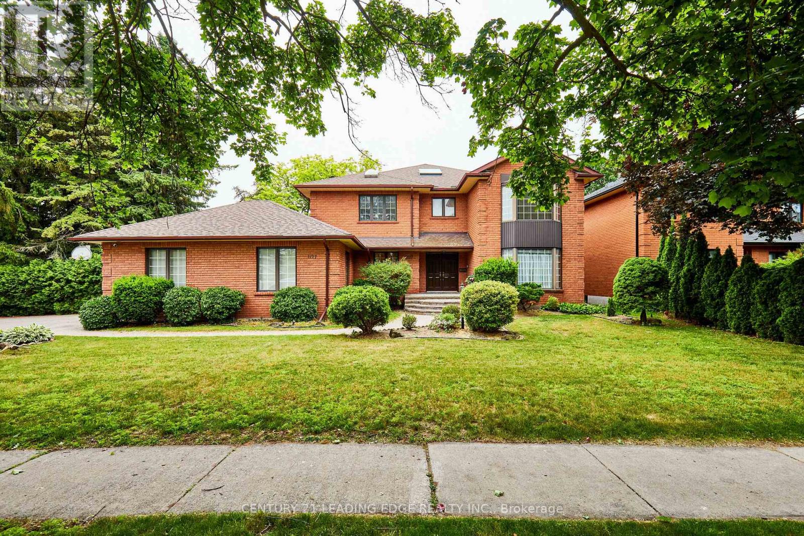 Property at 1127 OSHAWA BOULEVARD N image 1