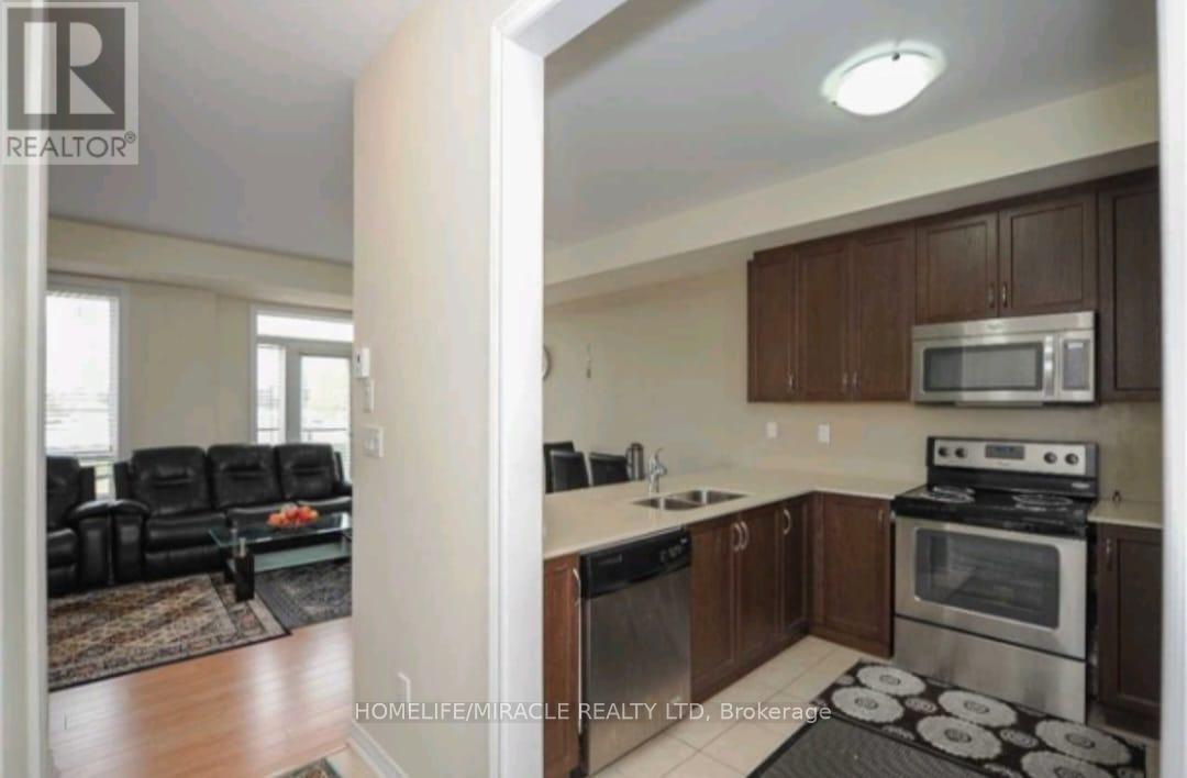 Property at 8 - 9601 JANE STREET image 4