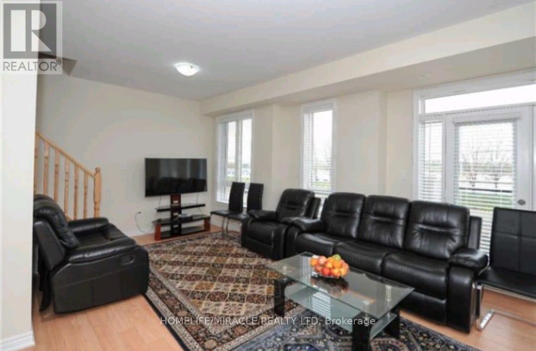 8 - 9601 Jane Street, Vaughan, Ontario  L6A 4G5 - Photo 8 - N12235103