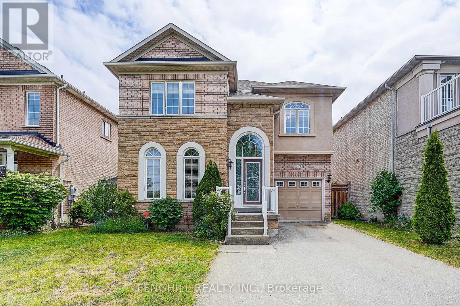 Property at 23 VELLORE WOODS BOULEVARD image 1
