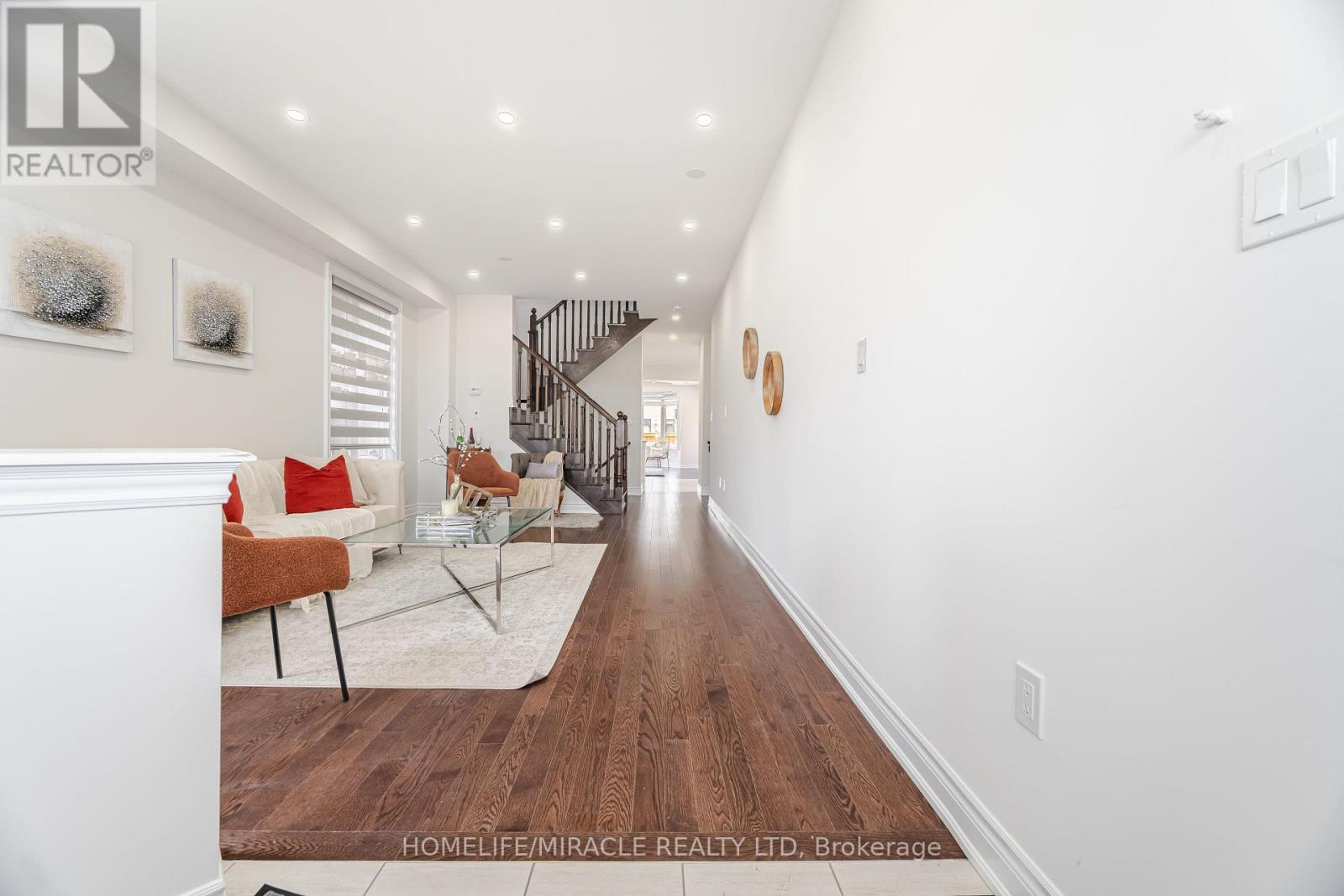 Property at 624 BARONS STREET image 5