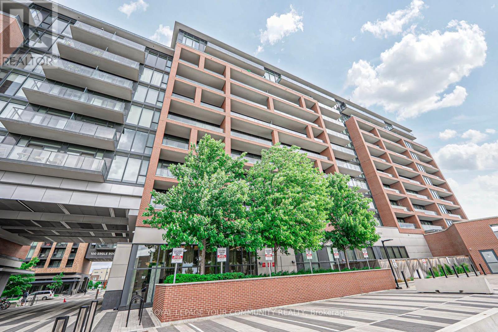 Property at 206 - 99 EAGLE ROCK WAY image 1
