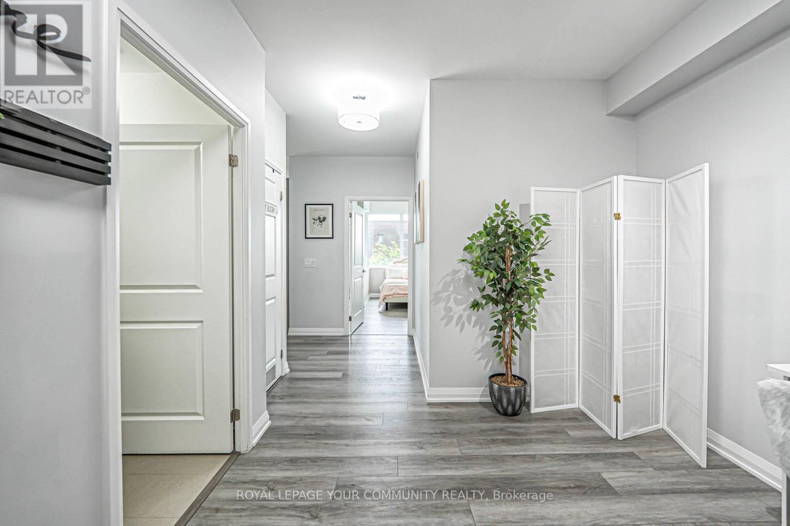 Property at 206 - 99 EAGLE ROCK WAY image 4