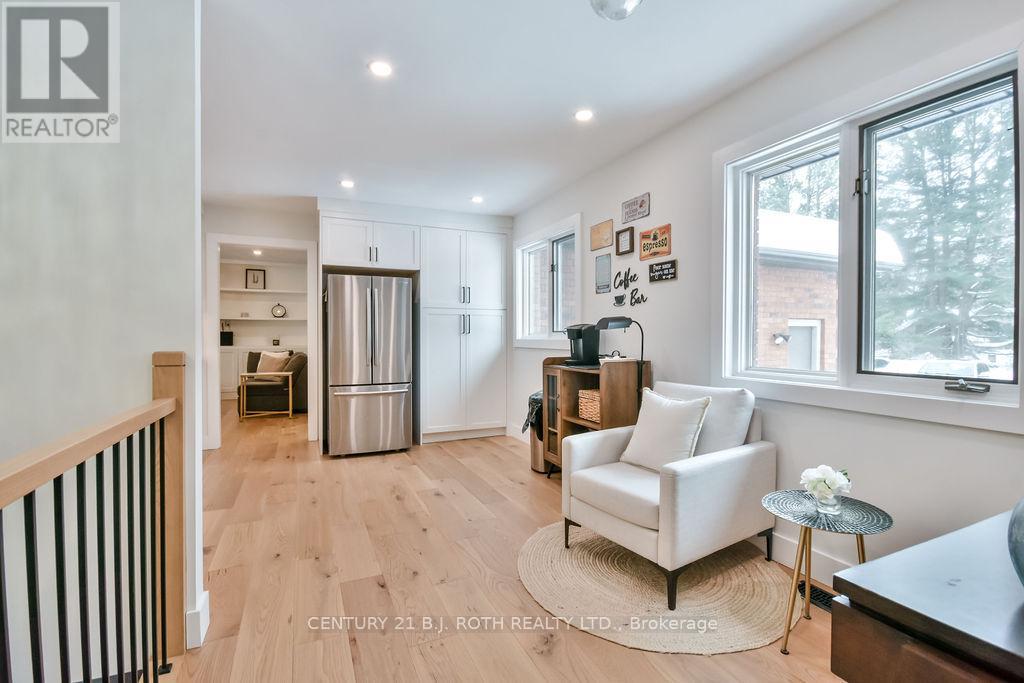 Property at 46 HOLLOWAY LANE image 4