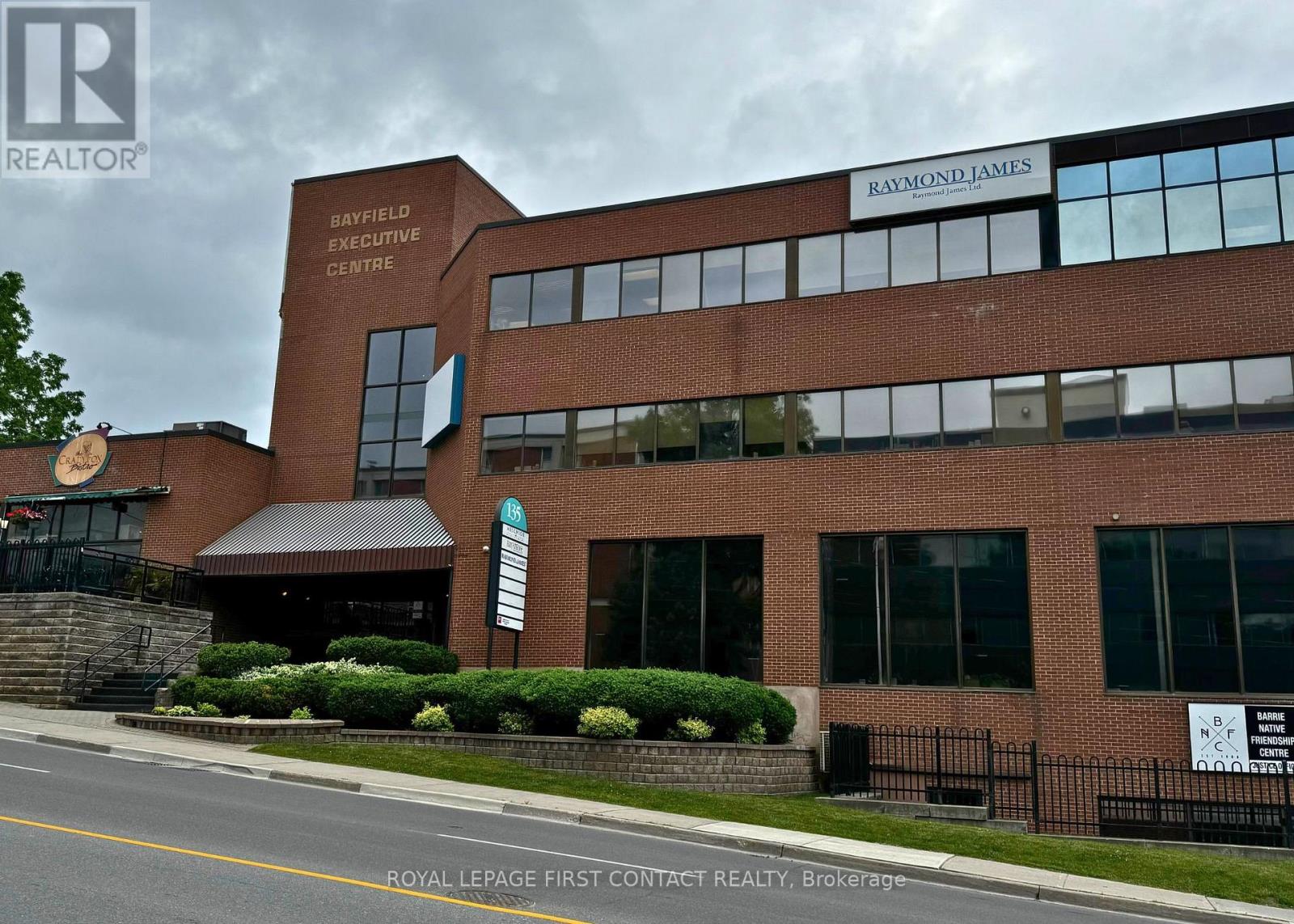 201/202 - 135 BAYFIELD STREET, barrie (city centre), Ontario