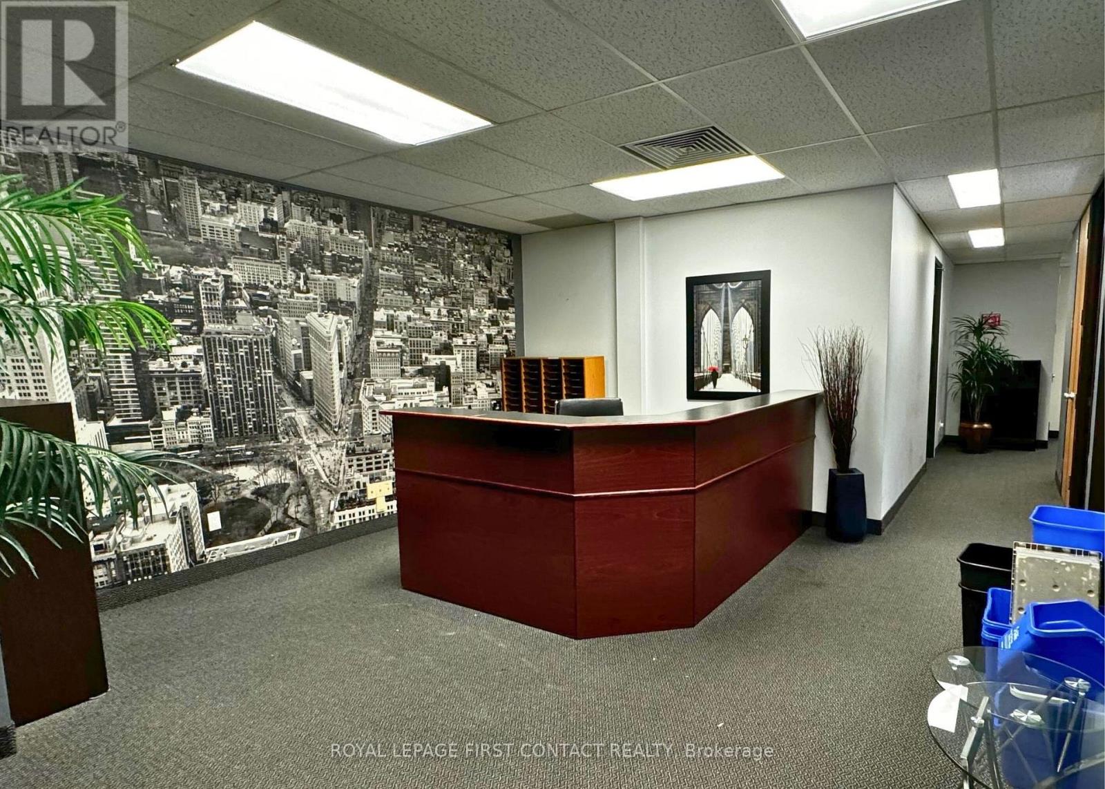 201/202 - 135 Bayfield Street, Barrie (City Centre), Ontario  L4M 3B3 - Photo 6 - S12235571