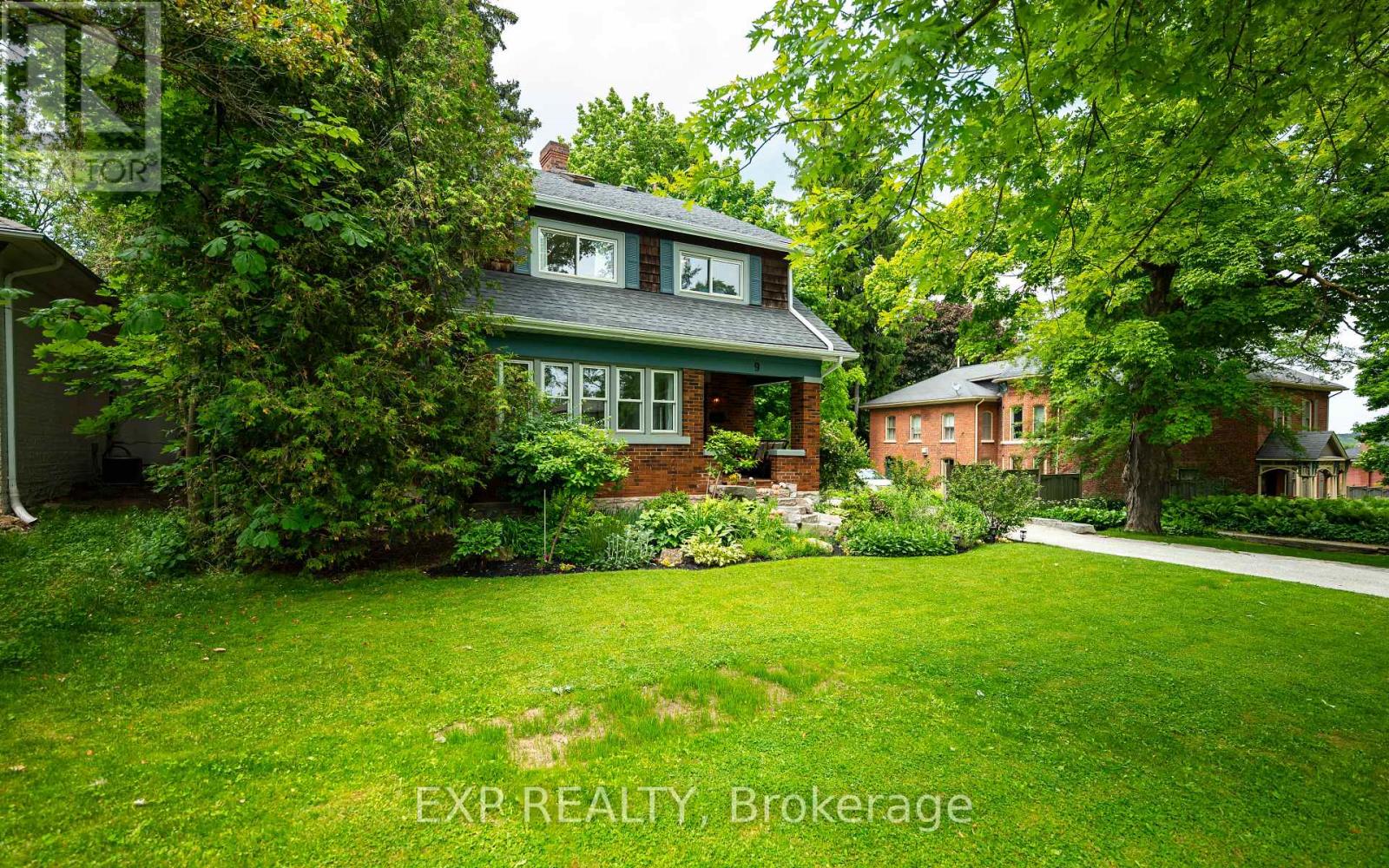 Property at 9 THIRD AVENUE image 3