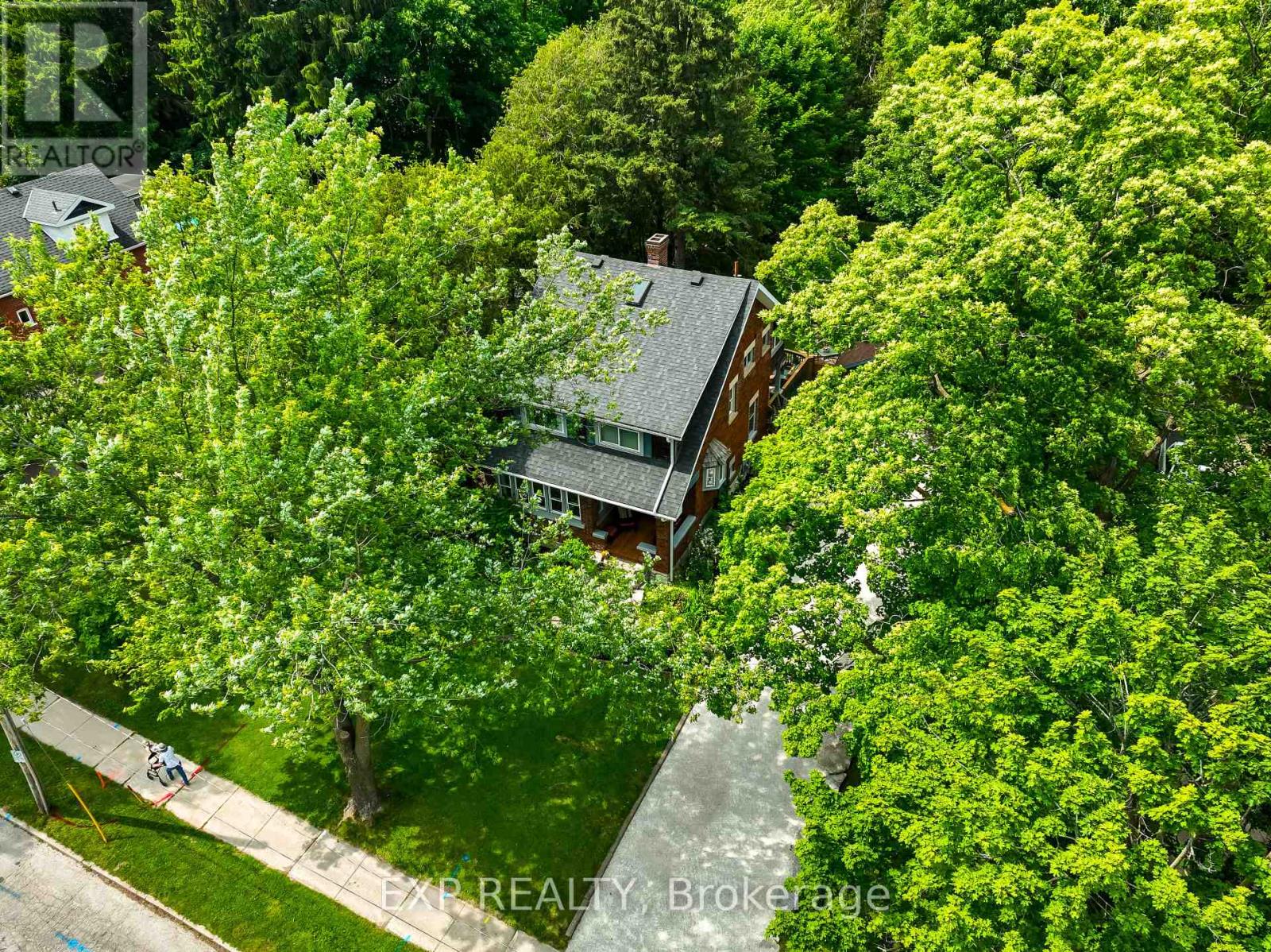 Property at 9 THIRD AVENUE image 2