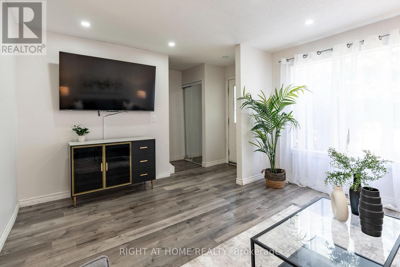 Property at 59 WINTER AVENUE image 4